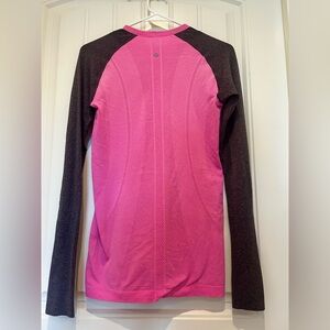 Lululemon tech long sleeve, SZ 6